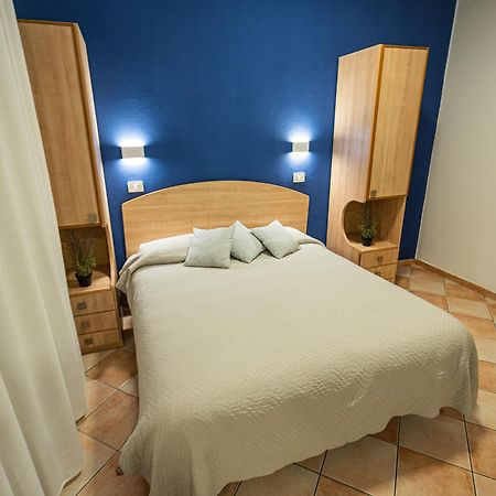 Hotel Aldebaran - Rimini Marina Centro Екстериор снимка